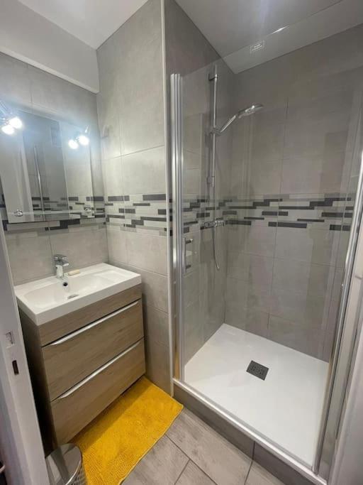 Le Belvedere Dernier Etage Avec Terrasse Wifi Fibre Apartment ตาร์บ ภายนอก รูปภาพ